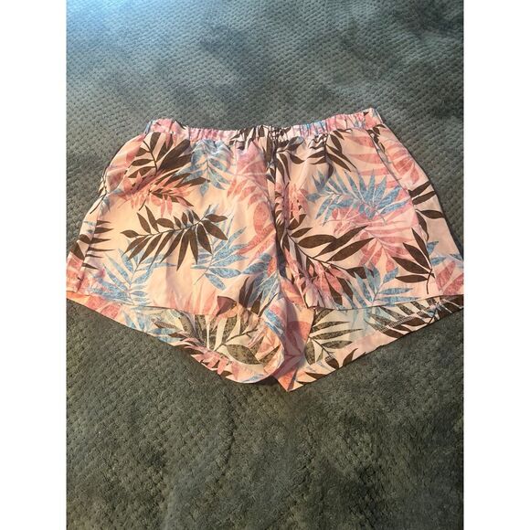 women's‎ shorts - Picture 1 of 1